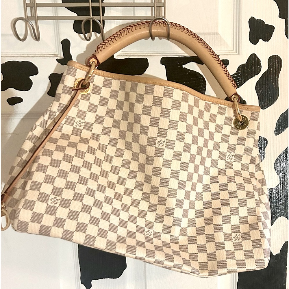 louie v bag